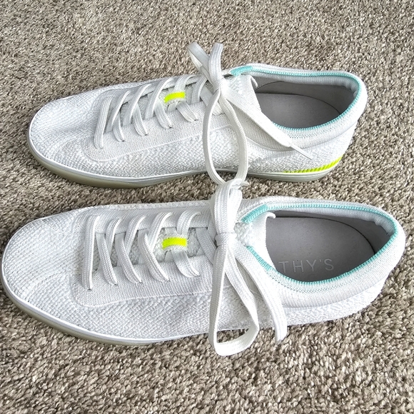 Rothys The Lace-Up Sneakers Size 8 - Picture 6 of 16